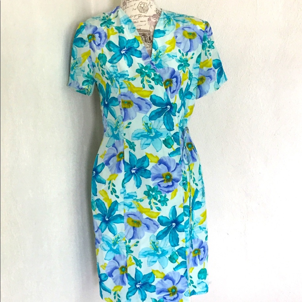 Adrianne Papel SILK Short Sleeve Wrap Dress aqua yellow floral Size Small
